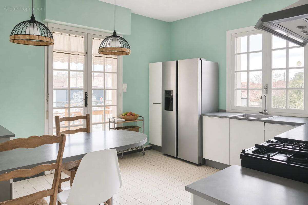 Maison de 7 pièces de 252 m² à Pineuilh - photo 4