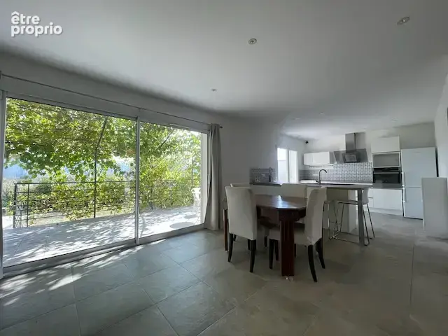 VILLA T5 avec garage et piscine - photo 5