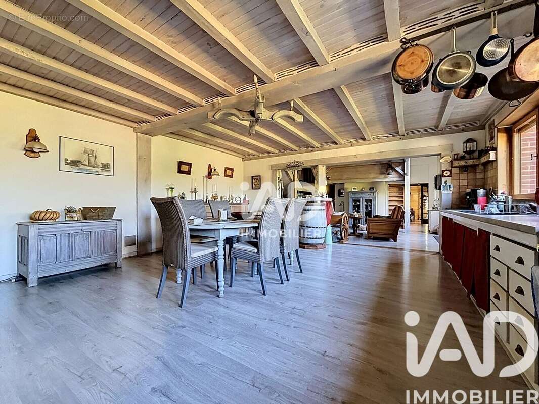 Maison 200 m² à Chandai  - photo 3