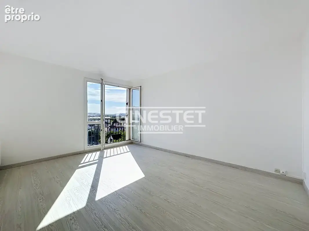 Troyes - appartement t2 avec cave et parking - proche centre ville - photo 3