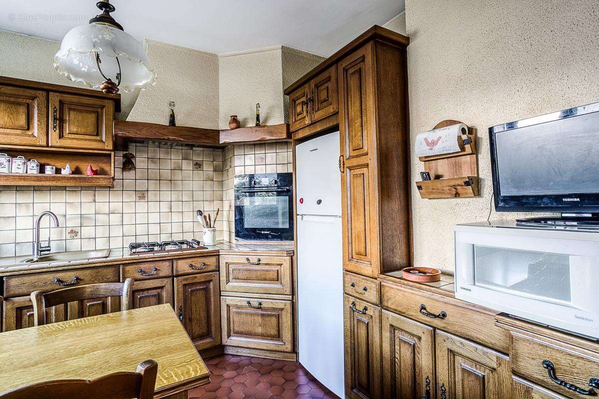 Maison à SEREZIN-DU-RHONE