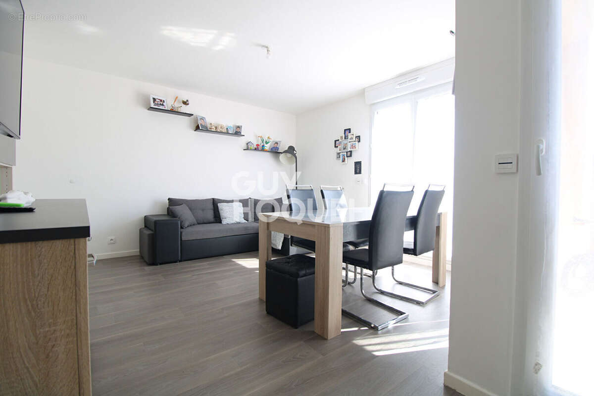 Appartement à ROISSY-EN-BRIE