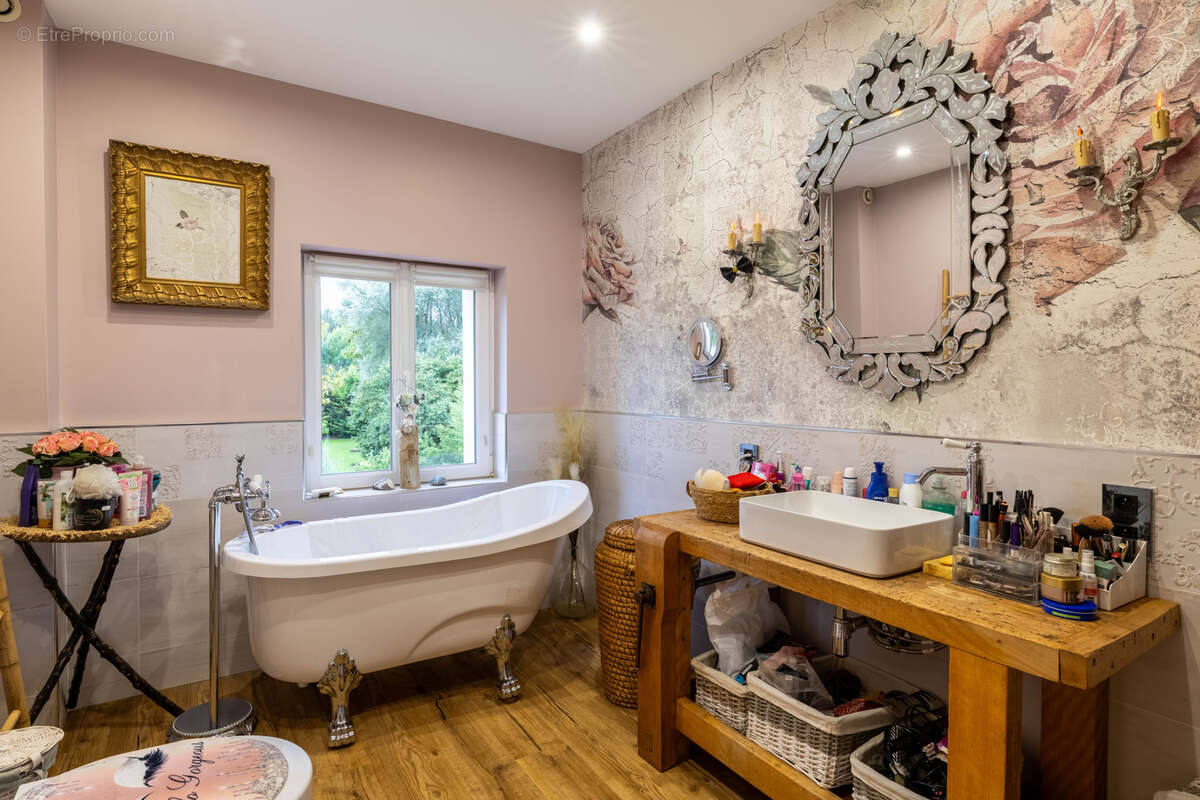 Maison à MOINEVILLE