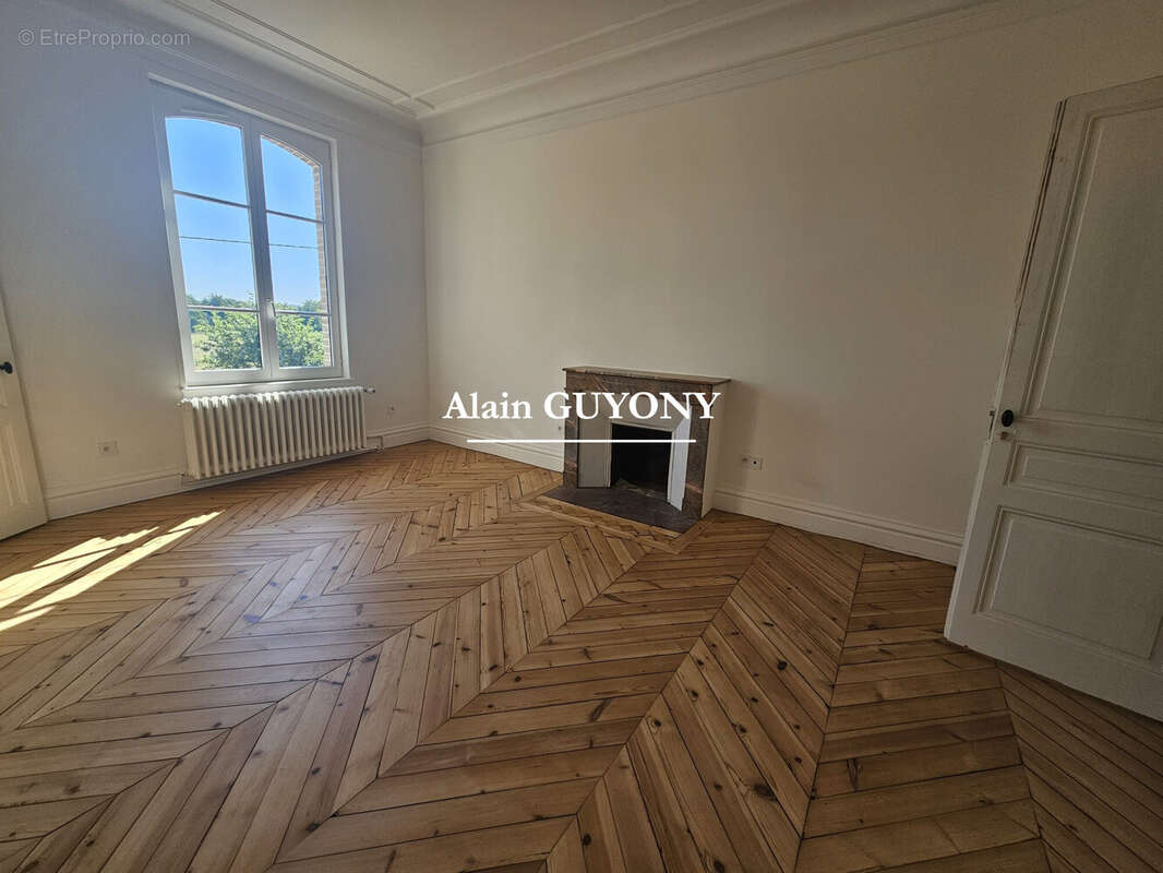 Maison 6 pièces 179 m² à vendre à Pont-L'eveque (14130) - photo 6