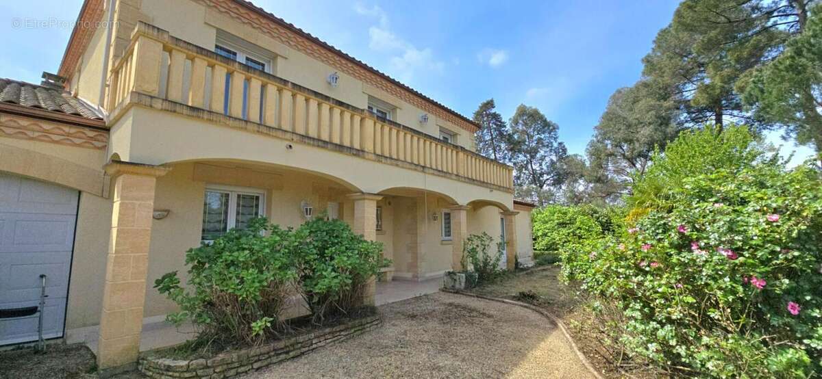 Maison à MARSAC-SUR-L'ISLE