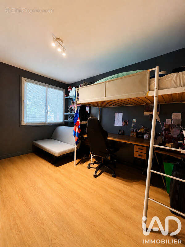 Photo 6 - Appartement à COURBEVOIE