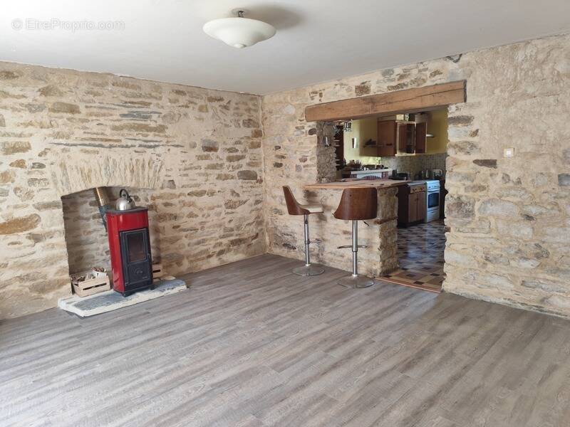 Maison à PEILLAC