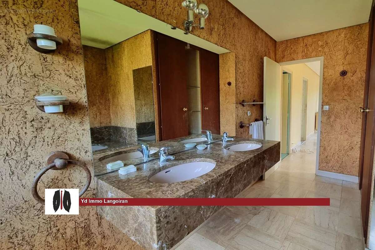 Maison à SAINT-CAPRAIS-DE-BORDEAUX