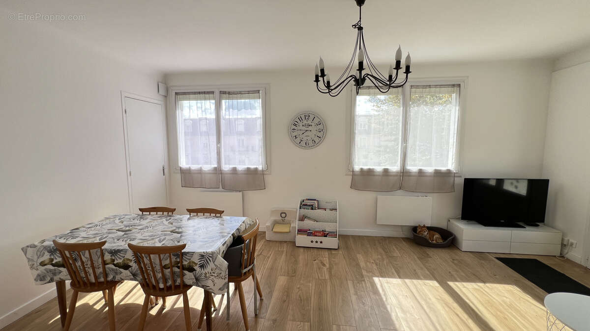 Maison à LA FERTE-ALAIS