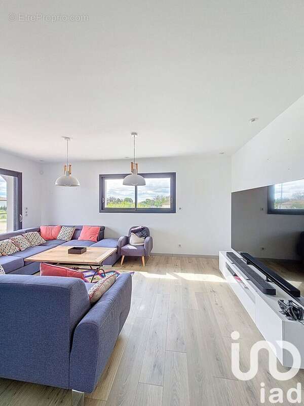 Photo 3 - Maison à LALBENQUE