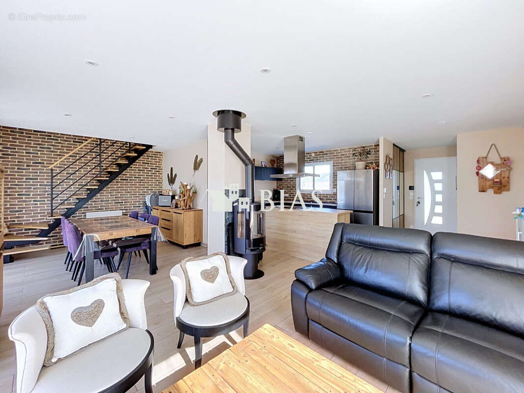 Maison 118 m² à Le Gros-Theil  - photo 6