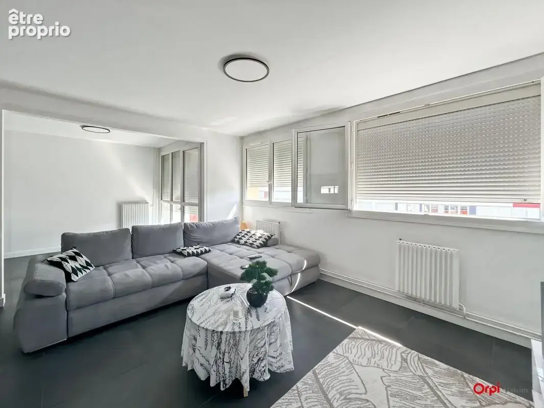 Beau T3 rénové avec balcon  - photo 2