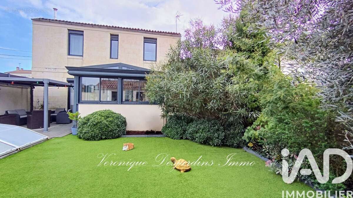 Photo 2 - Maison à SAINTES