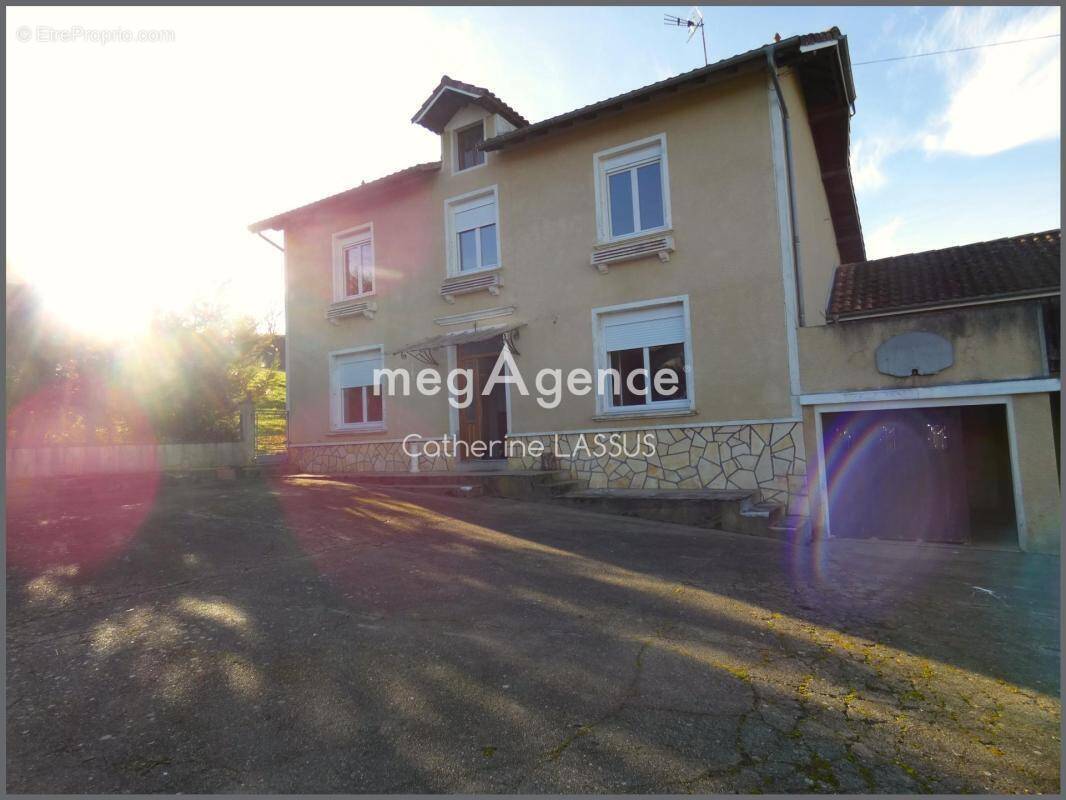 Maison à MIRAMONT-SENSACQ