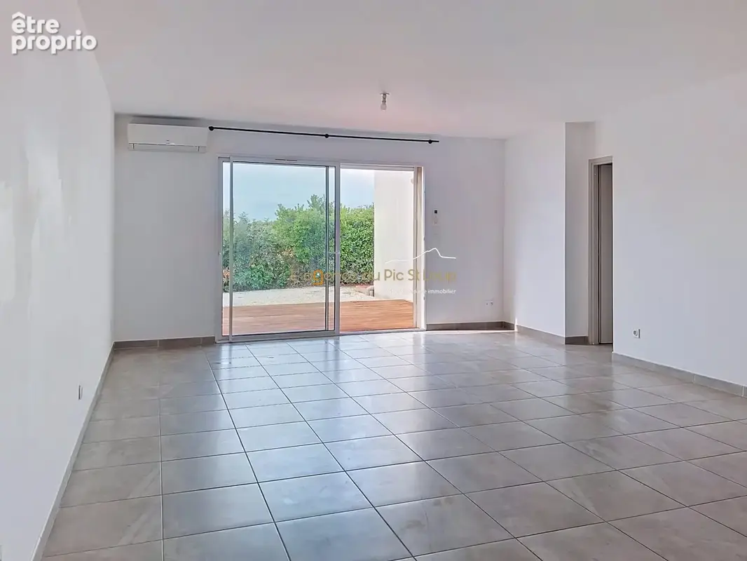 Maison 88 m² à Saint-Mathieu-De-Treviers  - photo 2