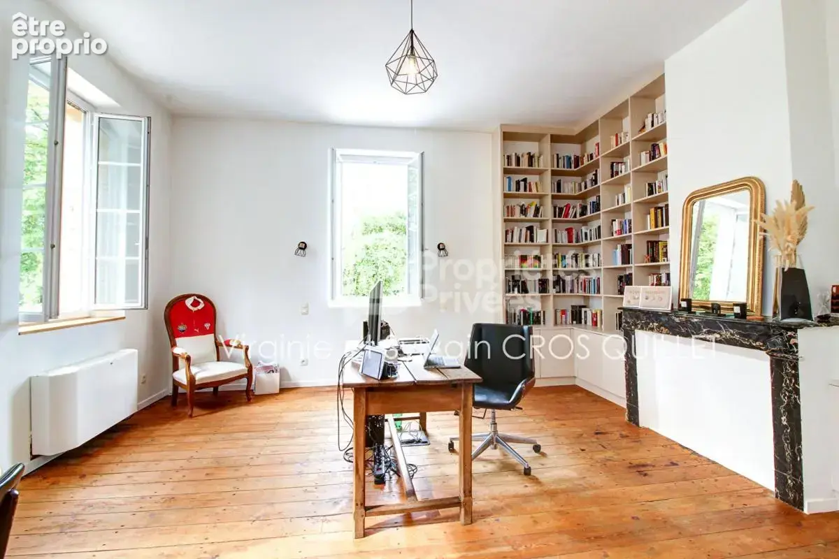 Maison de Maitre 302 m2 + garages sur belle parcelle - photo 7