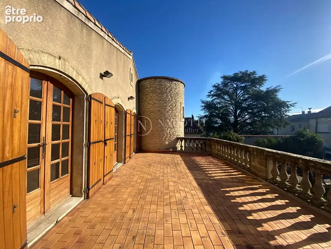 Superbe bâtisse  de 150m² sur jardin clos  à CAVAILLON. - photo 4