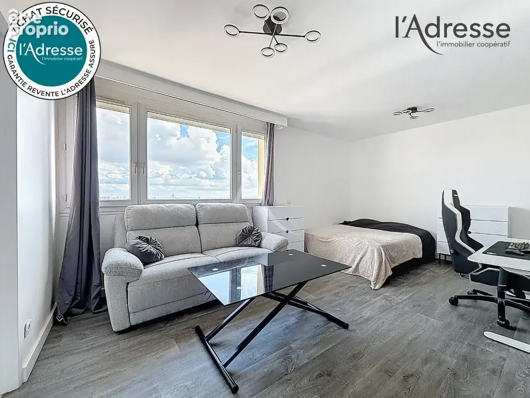 Appartement à SURESNES
