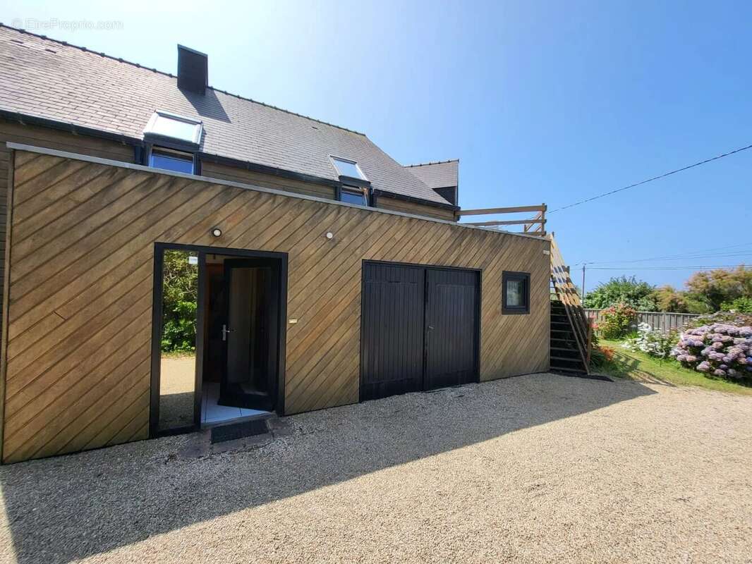 Maison contemporaine de 215 m² à Porspoder - photo 4