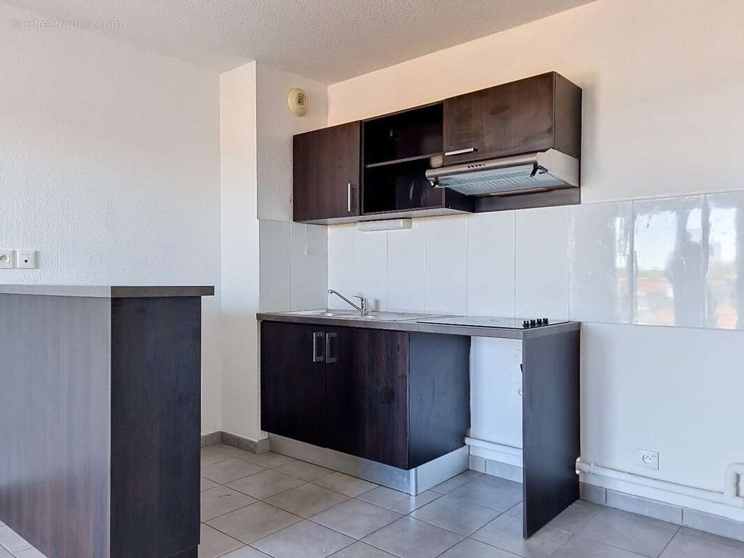 Launaguet t3 dernier etage - photo 3