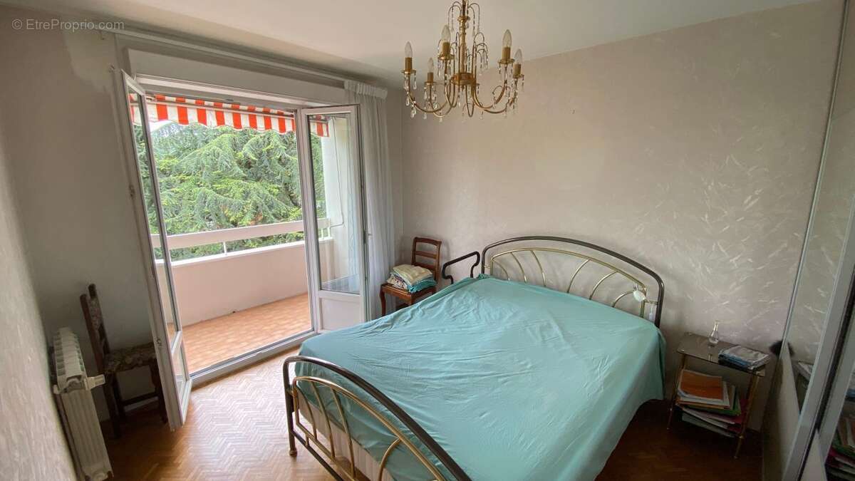 Appartement à FONTAINES-SUR-SAONE