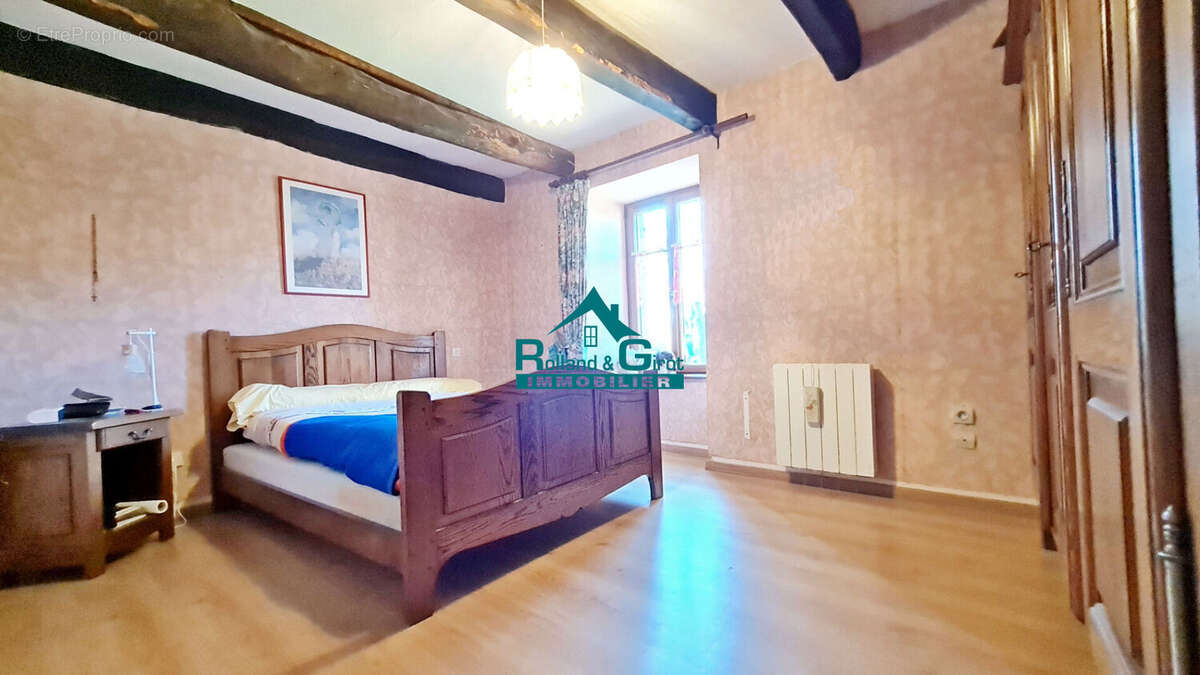 Maison à SAINT-OUEN-DES-ALLEUX