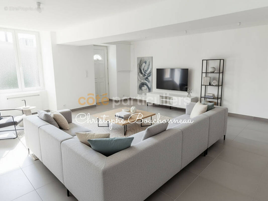 Maison à SAINT-MAURICE-LA-FOUGEREUSE