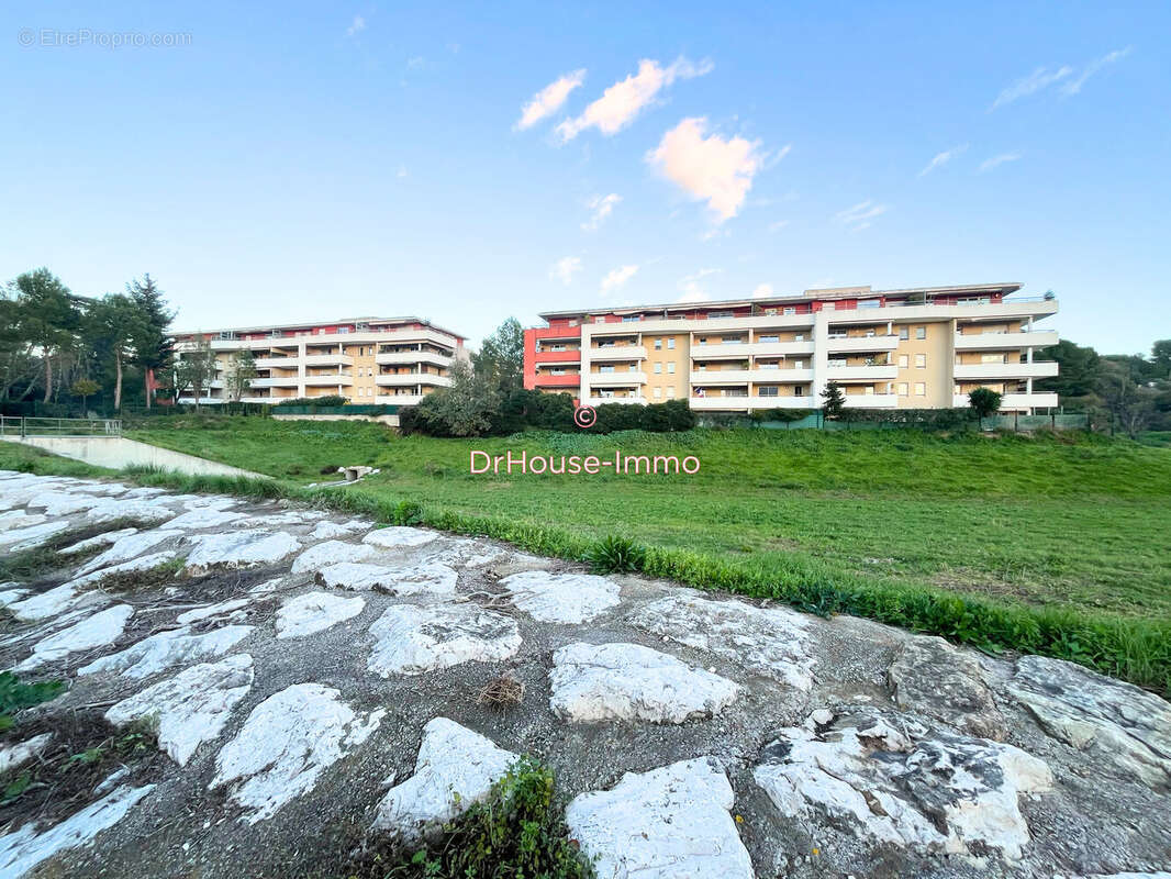 Appartement à MARSEILLE-9E