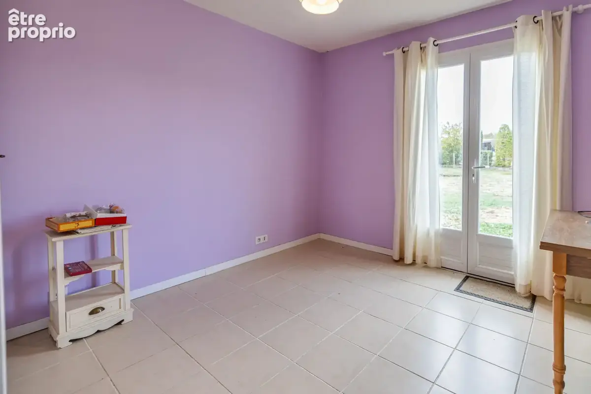 Maison de plain-pied, 5 chambres à Nercillac ( à 6mn de Cognac ), 192 m2, DPE A, terrain 2 580 m2 - photo 13