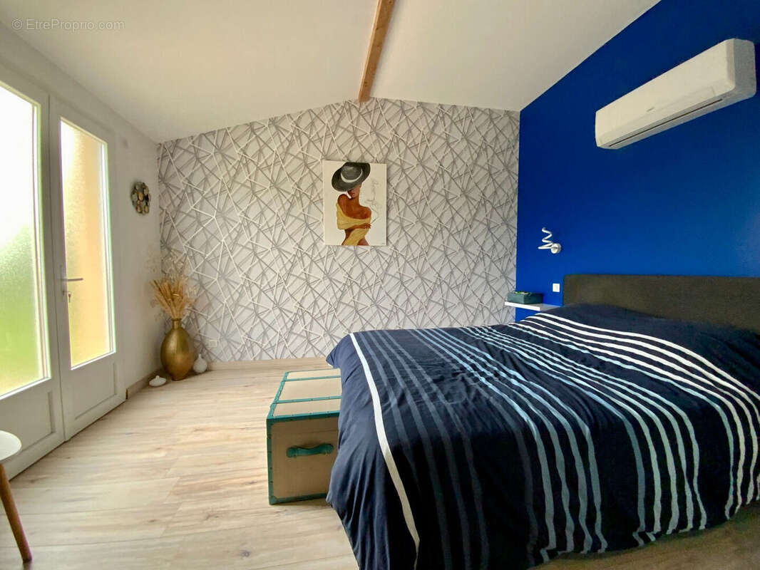 Maison à BARBEZIEUX-SAINT-HILAIRE