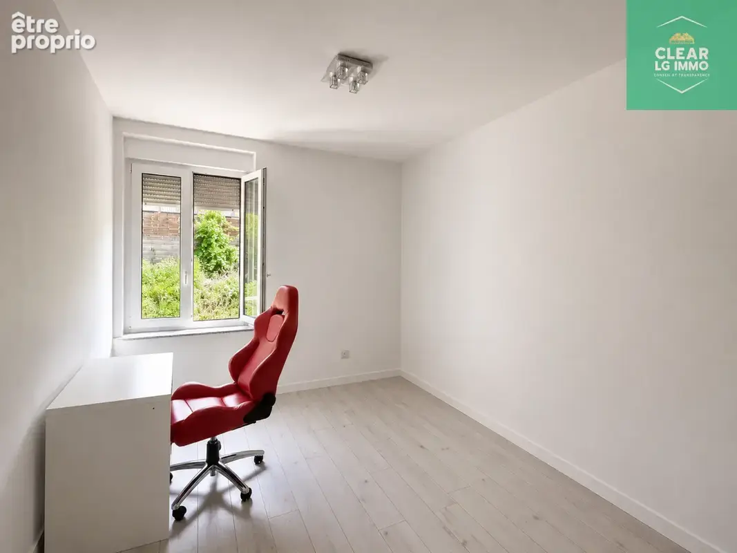 Appartement F3 avec jardin et garage double - photo 9