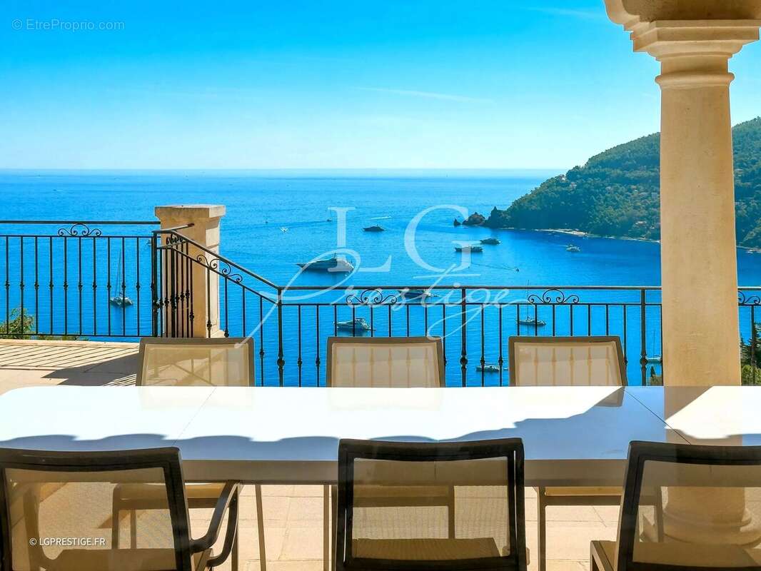 Maison à THEOULE-SUR-MER