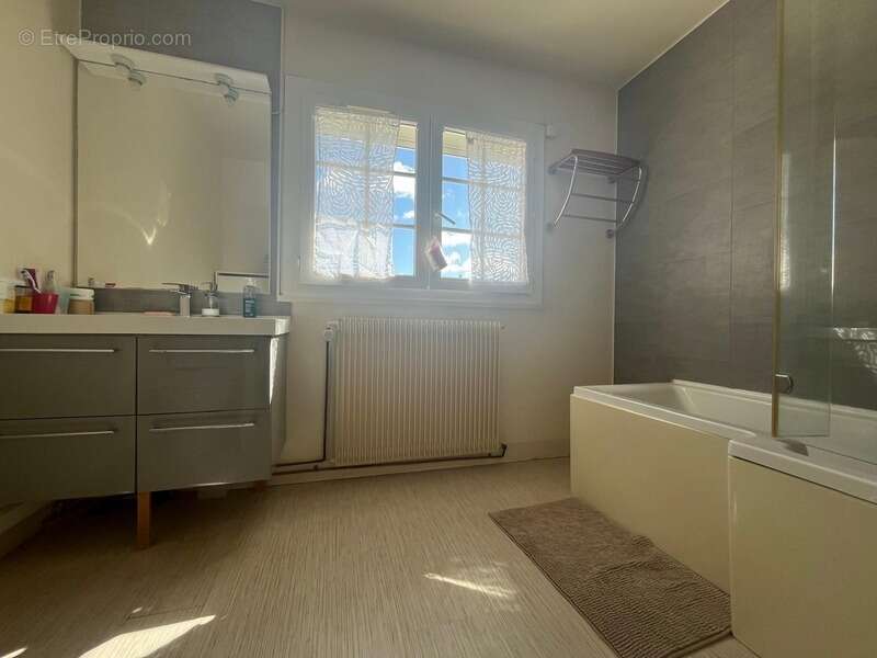 Maison à SAINT-DENIS-EN-VAL