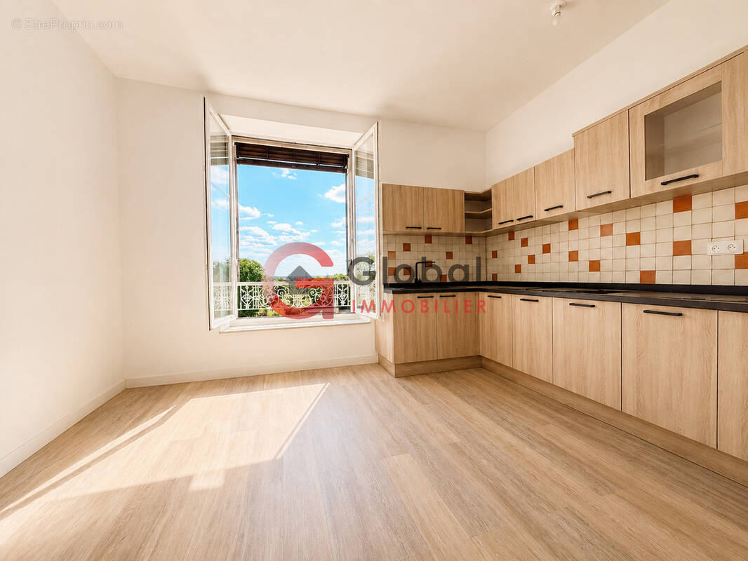 Appartement à FONTENAY-LE-COMTE
