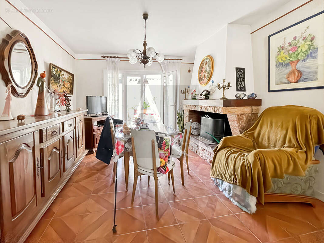 Maison à FUMEL