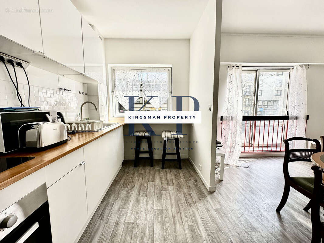 Appartement à PARIS-11E