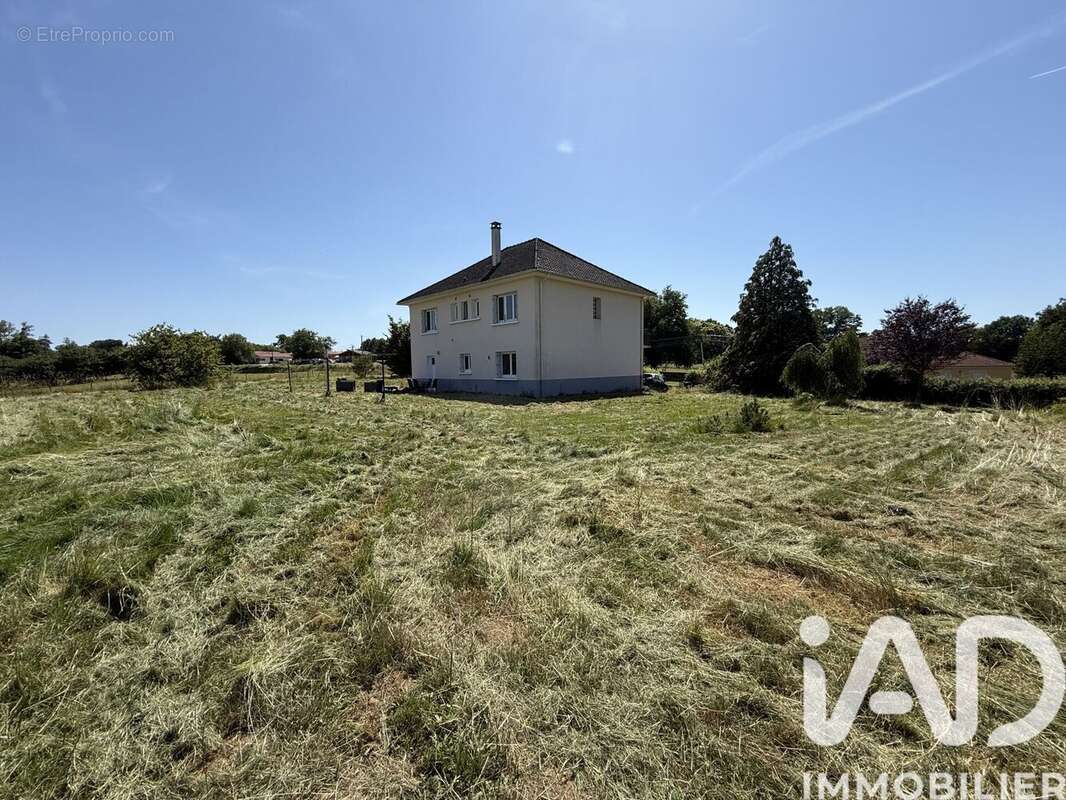 Maison 103 m² à Burgnac  - photo 9