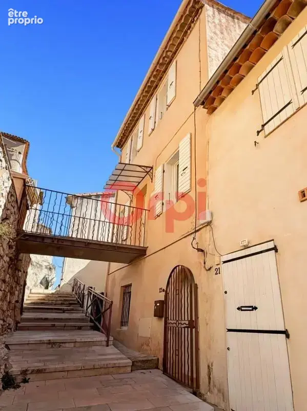 Exclusivite - immeuble - centre village - exterieur - photo 4