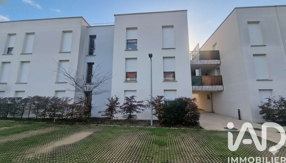 Photo 9 - Appartement à VILLETANEUSE