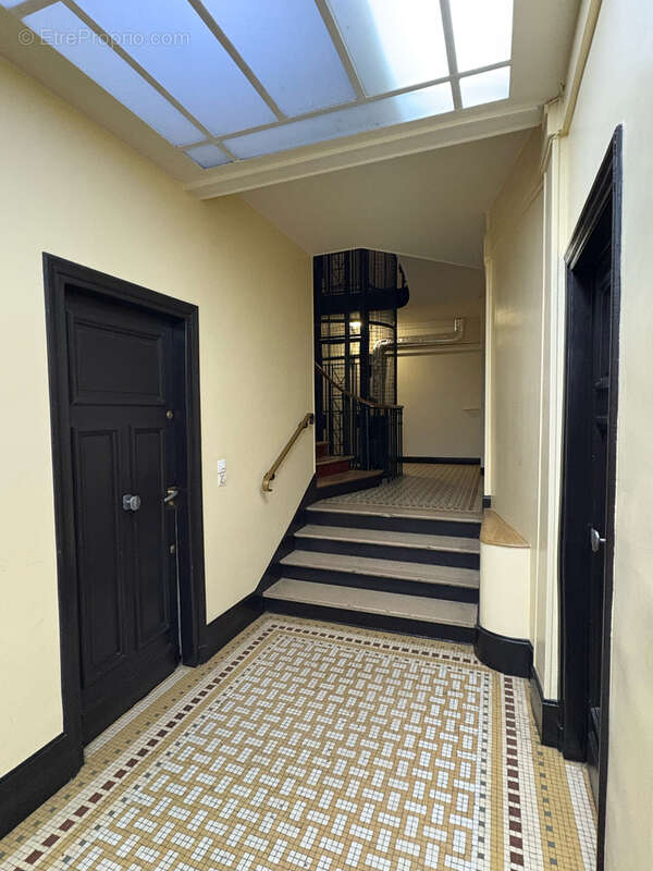 Appartement à PARIS-19E