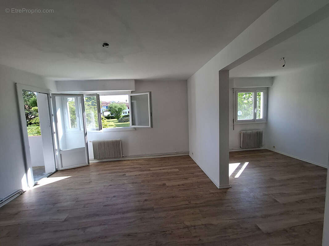 Appartement à CIBOURE