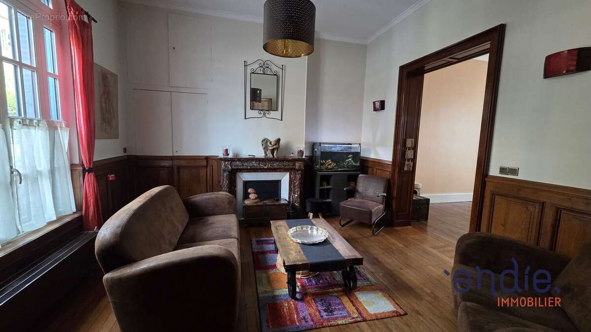 Maison à MOULINS