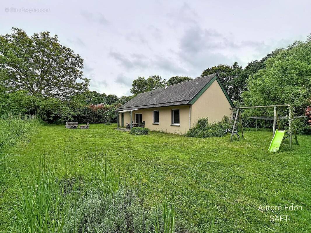 Photo 1 - Maison à LA SELLE-CRAONNAISE