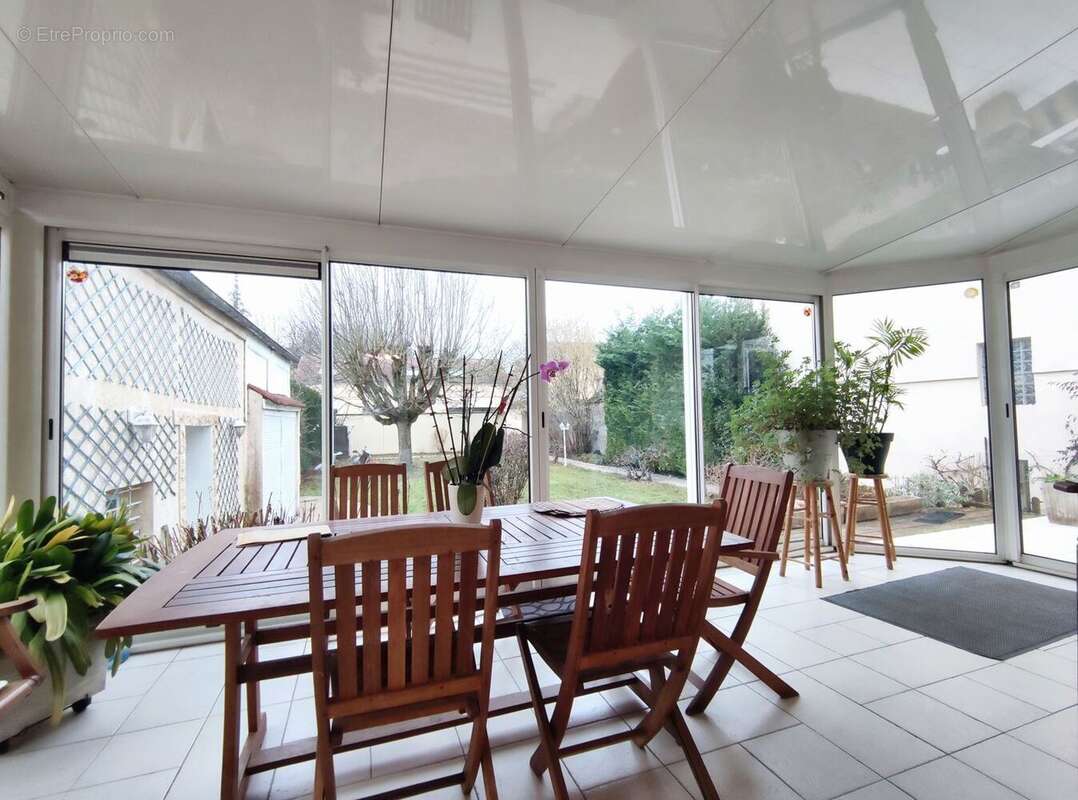 Maison à MONTLIGNON