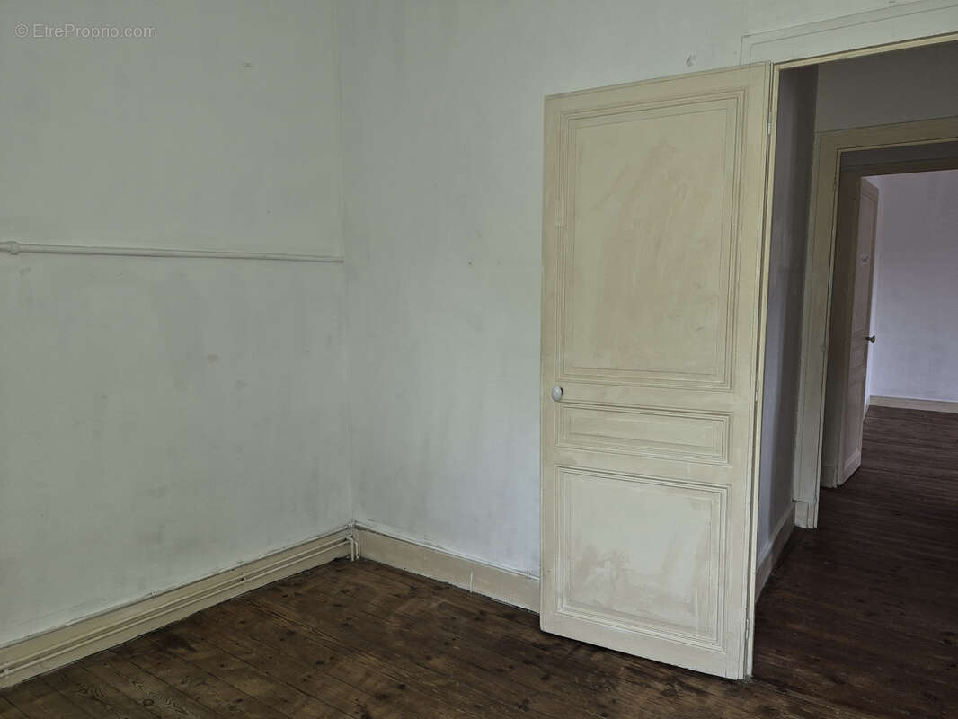 Maison à CHATELLERAULT