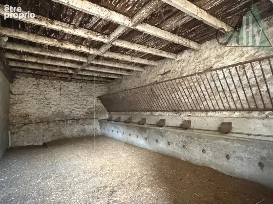 Corps de ferme   plus de 2,8 hectares   provins - photo 9
