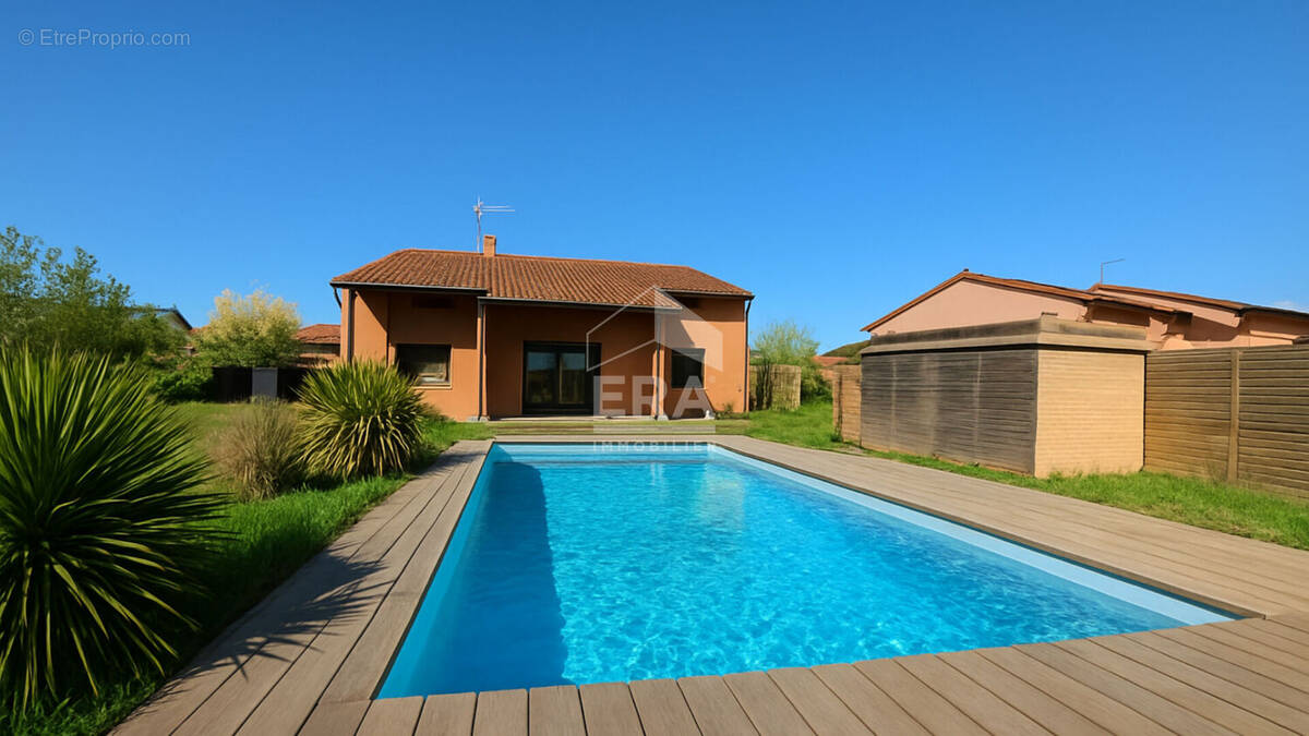 Maison à AUCAMVILLE