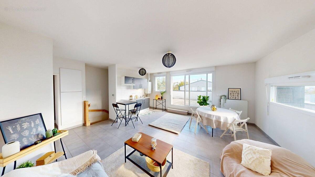 Appartement à COLOMIERS