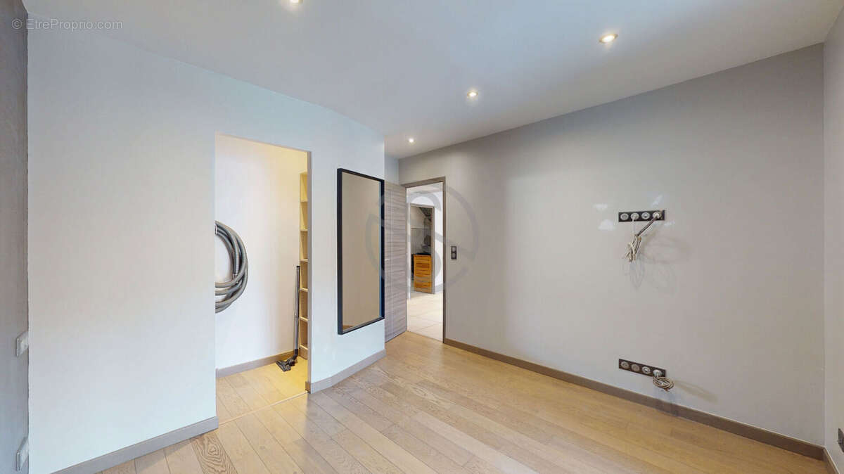 Appartement à SOLAIZE