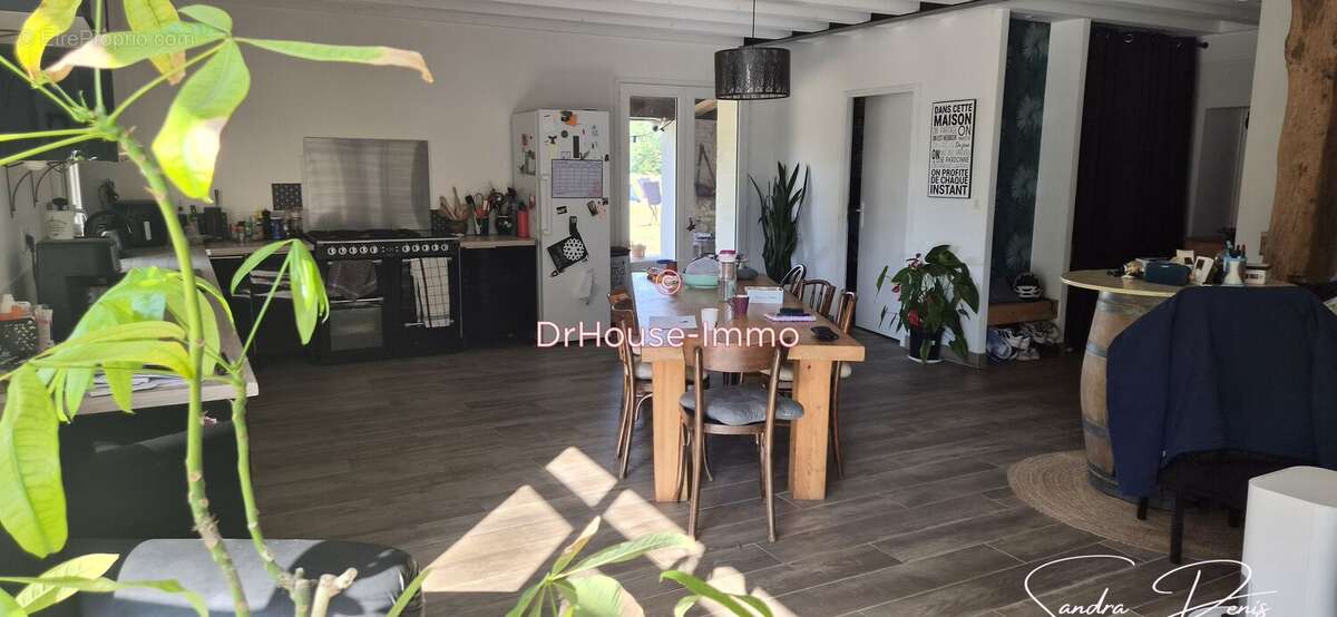 Maison 241 m² à Sauveterre-De-Guyenne  - photo 5